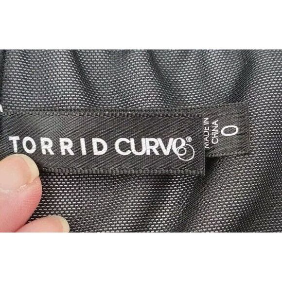 Torrid Curves Strappy Underwire Bra Red Black Plaid Bra Size 0 - Picture 6 of 6